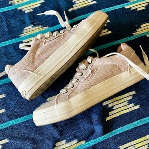 Rocket Dog Pink Cecelia Brian Canvas Sneaker - Size 10